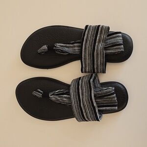 Sanuk Yoga Sling Sandals Size 9